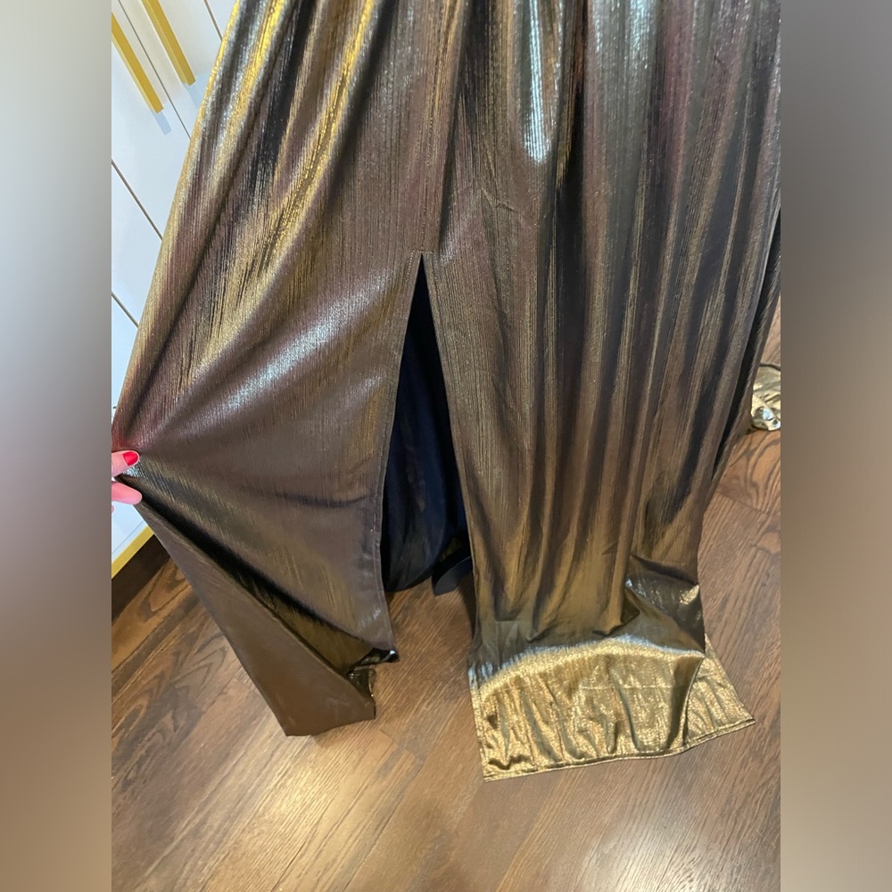 New with tags -BRONX AND BANCO Gold Goddess Gown, size 8 - Picture 10 of 15